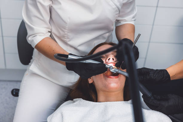 Best Emergency Tooth Extraction in Listoga, CA